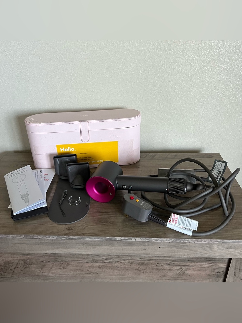 Dyson Supersonic Hair Dryer HD01 Attachments Case Manual Fuchsia Tested Works